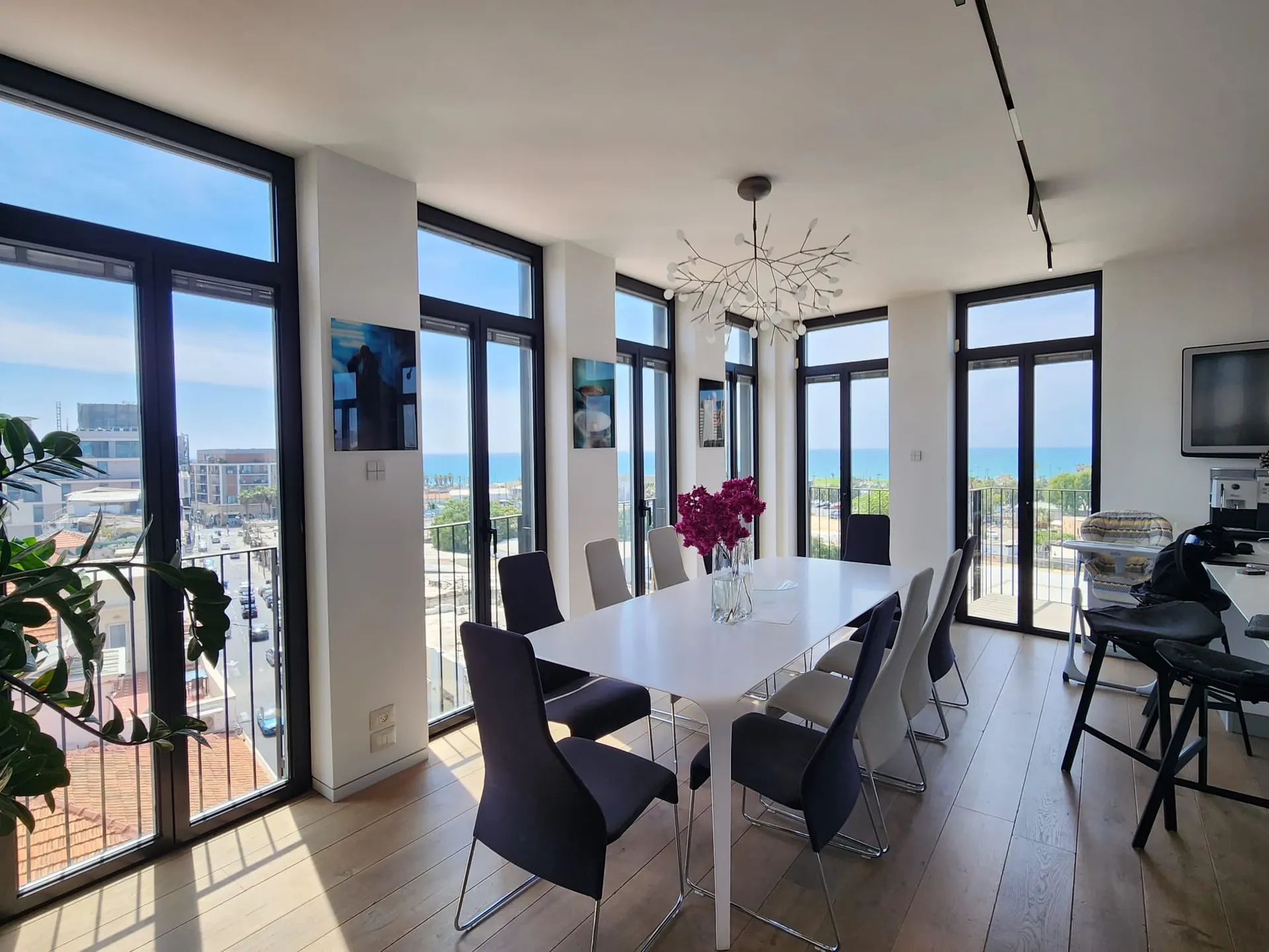 Furnished Sea-View Apartment in the American Colony, Tel Aviv