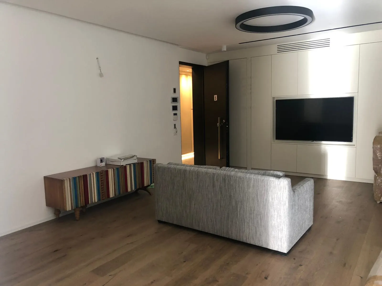 Furnished 3-Room Apartment for Rent Near Rothschild Boulevard, Tel Aviv