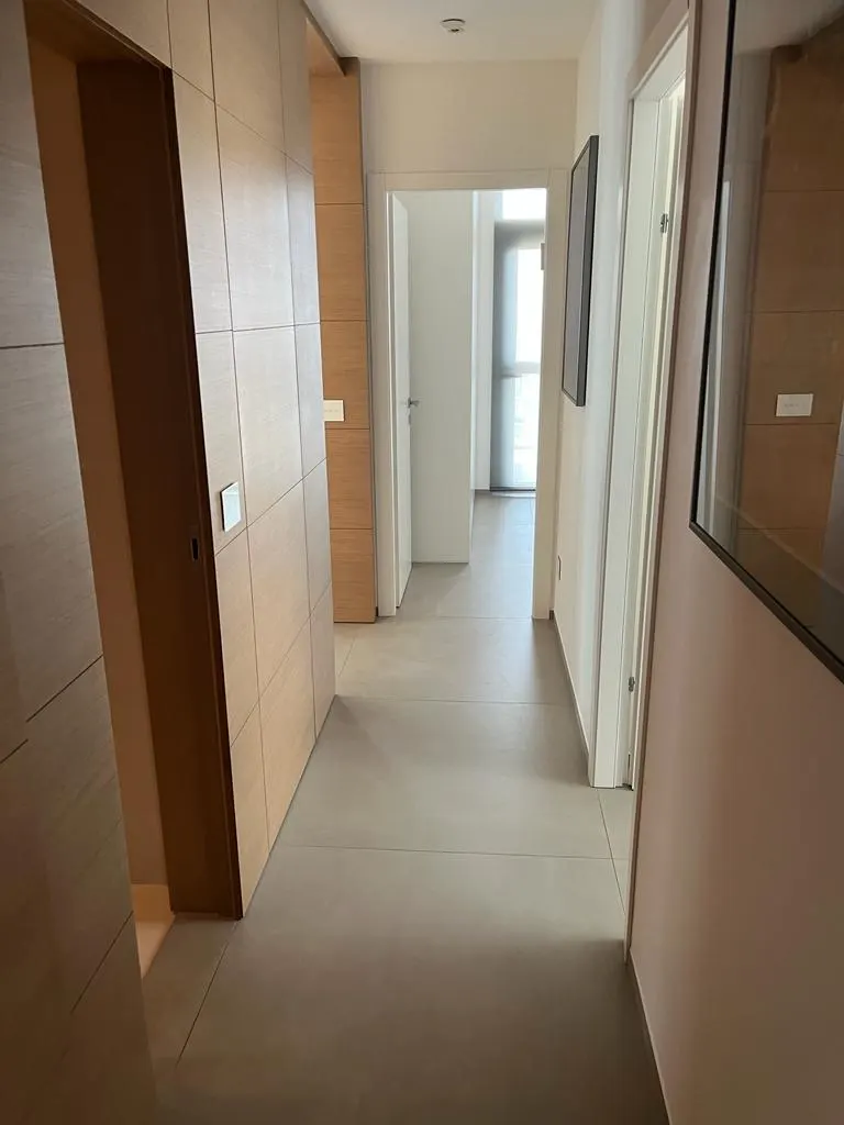 Rothschild area: photo 8 of 13