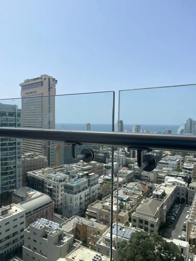 Rothschild area: photo 12 of 13